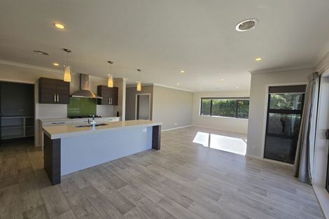 Photo of property in 116 Endeavour Drive, Whitby, Porirua, 5024