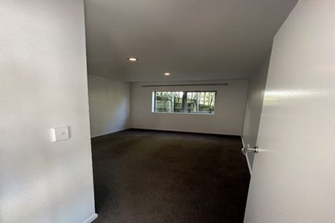 Photo of property in 144 Kittiwake Drive, Schnapper Rock, Auckland, 0632