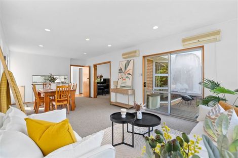 Photo of property in 65 Woodbury Street, Russley, Christchurch, 8042