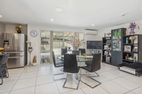 Photo of property in 28 Magnolia Rise, Waipahihi, Taupo, 3330