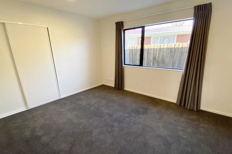 Photo of property in 2 Longmuir Street, Ilam, Christchurch, 8041