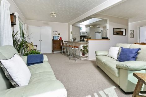 Photo of property in 60 Stapleford Crescent, Browns Bay, Auckland, 0630