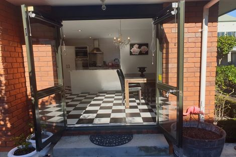 Photo of property in 1/112 Elizabeth Street, Riccarton, Christchurch, 8041