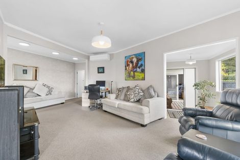 Photo of property in 76 Beerescourt Road, Beerescourt, Hamilton, 3200