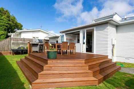 Photo of property in 1/15a Box Hill, Khandallah, Wellington, 6035