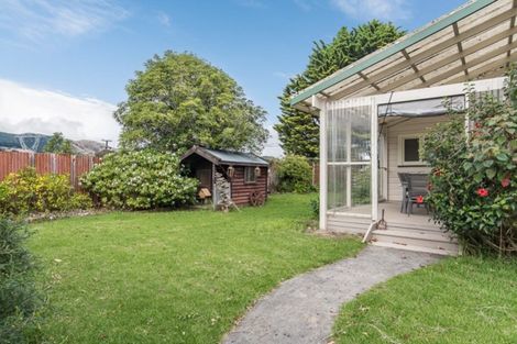 Photo of property in 299 Te Moana Road, Waikanae, 5036