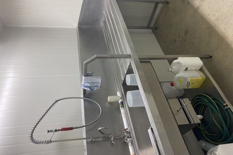 Photo of property in 214 Kawiu Road, Levin, 5510