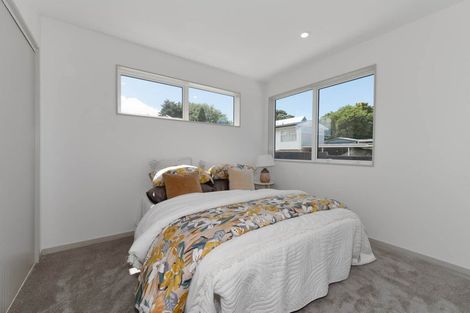 Photo of property in 2/66 Gardner Avenue, New Lynn, Auckland, 0600