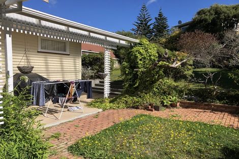 Photo of property in 57 Cedar Street, Maungaraki, Lower Hutt, 5010