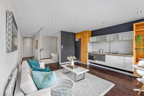 Photo of property in Ocean Breeze Apts, 2107/87 Clyde Road, Browns Bay, Auckland, 0630