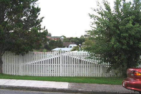 Photo of property in 51 Mcclintock Road, Massey, Auckland, 0614