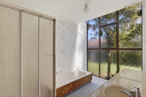 Photo of property in 24b Birdwood Avenue, Moturoa, New Plymouth, 4310