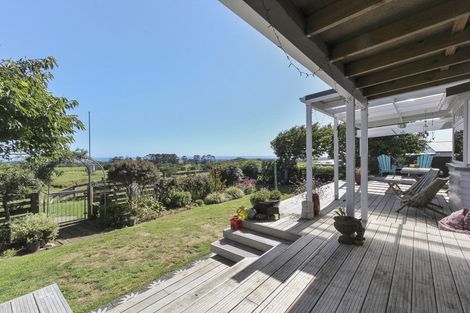 Photo of property in 1444 Carrington Road, Hurworth, New Plymouth, 4371