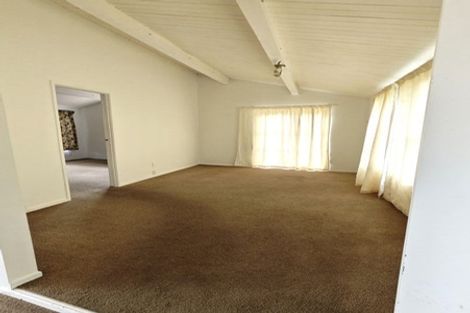 Photo of property in 38 Cutler Street, New Lynn, Auckland, 0600