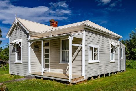 Photo of property in 16 Tau Street, Rangataua, Ohakune, 4691