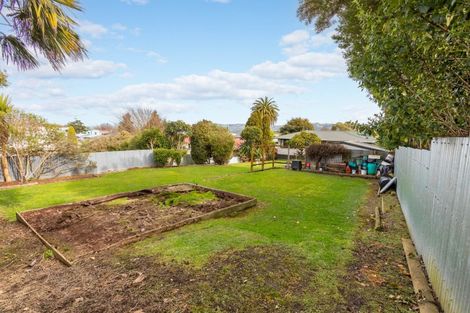 Photo of property in 78 Mclean Street, Woodville, 4920