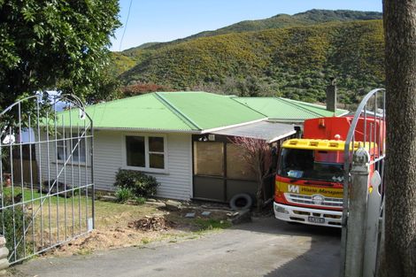 Photo of property in 114 Coast Road, Wainuiomata, Lower Hutt, 5014
