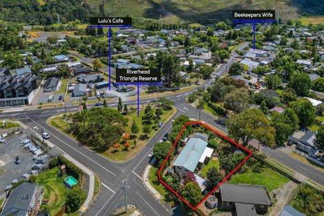 Photo of property in 3 Great North Road, Riverhead, 0820