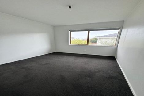 Photo of property in 71 Sandspit Road, Shelly Park, Auckland, 2014