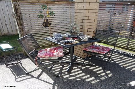 Photo of property in 19 Sovereign Isle Lane, Rototuna, Hamilton, 3210