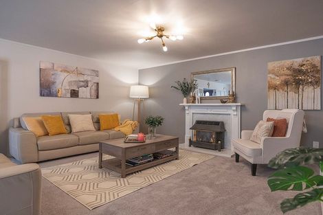 Photo of property in 12 College Drive, Paraparaumu, 5032