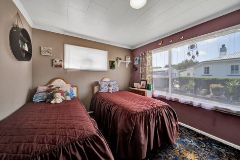 Photo of property in 61 Collingwood Street, Eltham, 4322