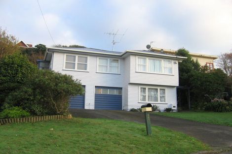 Photo of property in 317 Main Road, Tawa, Wellington, 5028