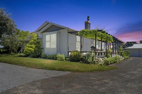 Photo of property in 151 Swamp Road, Te Horo, Otaki, 5581
