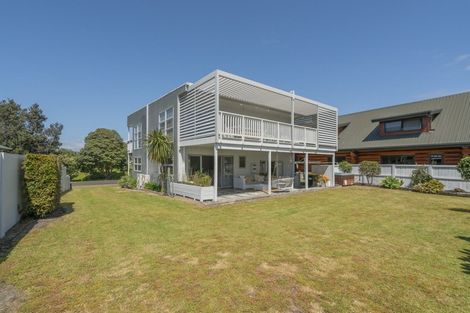 Photo of property in 656 Matarangi Drive, Matarangi, Whitianga, 3592