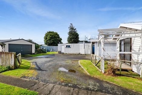 Photo of property in 342 South Road, Hawera, 4610