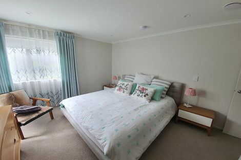 Photo of property in 63 Matairangi Avenue, Totara Heights, Auckland, 2105