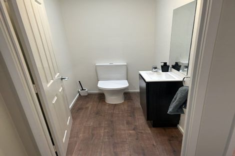 Photo of property in 14 Lakemere Way, Kinloch, Taupo, 3377