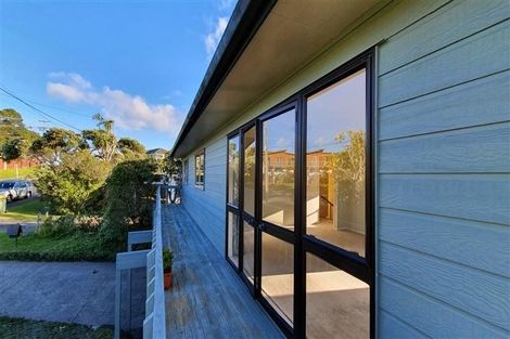 Photo of property in 13 Tainui Street, Torbay, Auckland, 0630