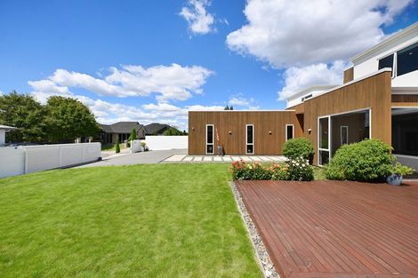 Photo of property in 33 Roy Hilton Drive, Flagstaff, Hamilton, 3210