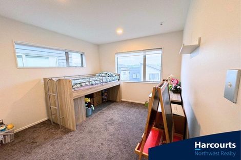 Photo of property in 13 Houhora Street, Westgate, Auckland, 0814