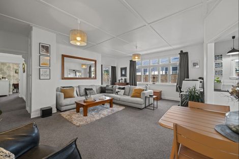 Photo of property in 410 Featherston Street, Palmerston North, 4414