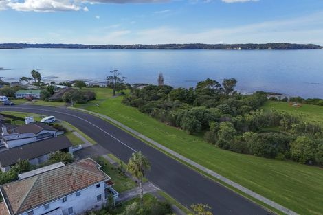 Photo of property in 49 Spinnaker Drive, Te Atatu Peninsula, Auckland, 0610