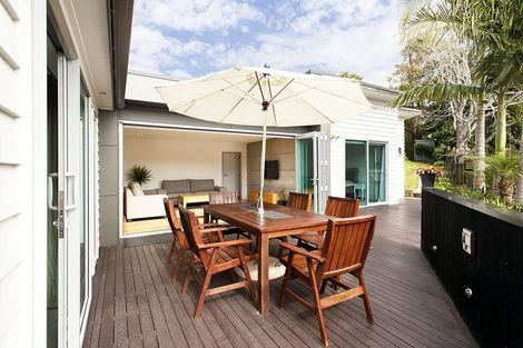 Photo of property in 78 Beach Road, Castor Bay, Auckland, 0620
