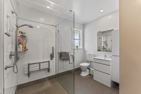 Photo of property in 27 Epuni Street, Hutt Central, Lower Hutt, 5011