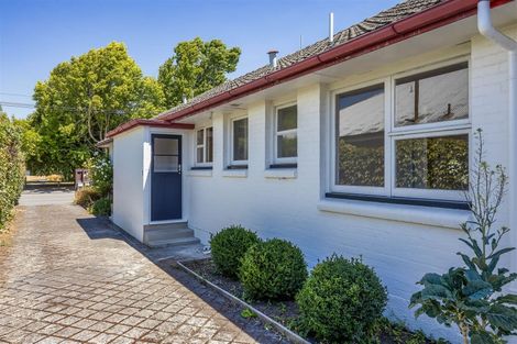 Photo of property in 2/15 Jeffreys Road, Fendalton, Christchurch, 8052