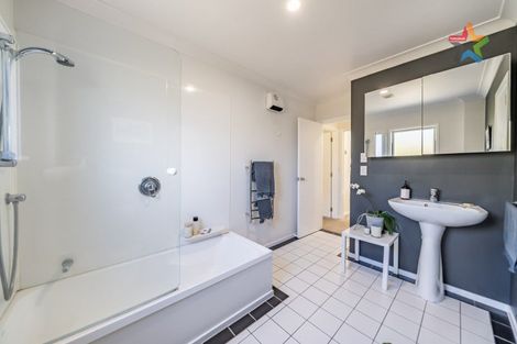 Photo of property in 7a Cornford Street, Karori, Wellington, 6012