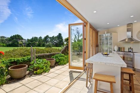Photo of property in 3/37 Prospect Terrace, Milford, Auckland, 0620