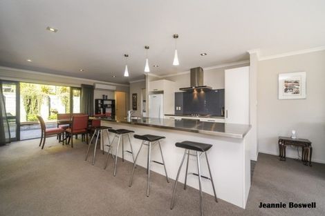 Photo of property in 5 Virtue Place, Hokowhitu, Palmerston North, 4410