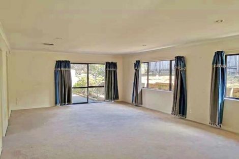 Photo of property in 19 Shah Place, Glen Eden, Auckland, 0602