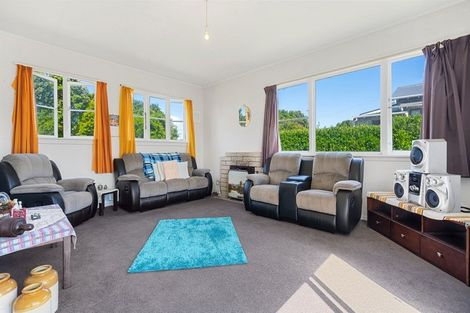 Photo of property in 62 Gisborne Terrace, Opunake, 4616