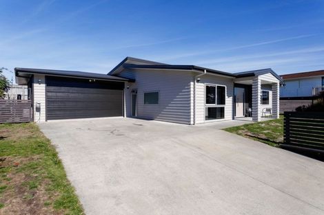 Photo of property in 13 Victoria Street, Richmond Heights, Taupo, 3330