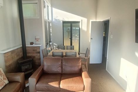 Photo of property in 120 Nicholson Road, Khandallah, Wellington, 6035