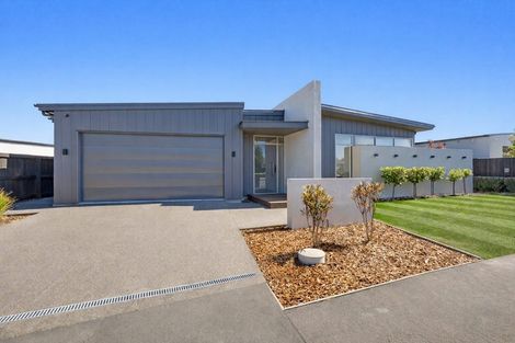 Photo of property in 7 Oakbridge Boulevard, Marshland, Christchurch, 8051
