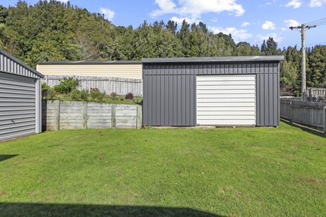 Photo of property in 42 Oxford Road, Lake Rotoma, Rotorua, 3074