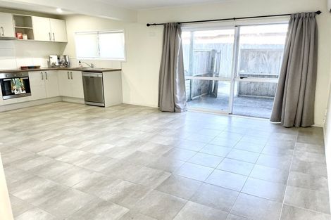 Photo of property in 42 Edgeworth Road, Glenfield, Auckland, 0629